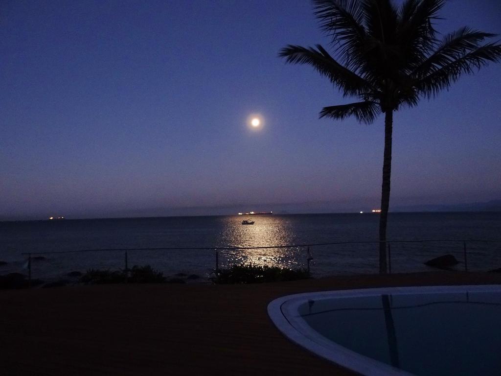 Sol-Lua Bangalo Com Uso Exclusivo Da Piscina Villa Ilhabela Exterior photo